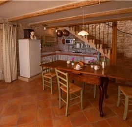 5 Bedroom Istrian Villa Estate with Large Pool and Gardens near Barban, Sleeps 12